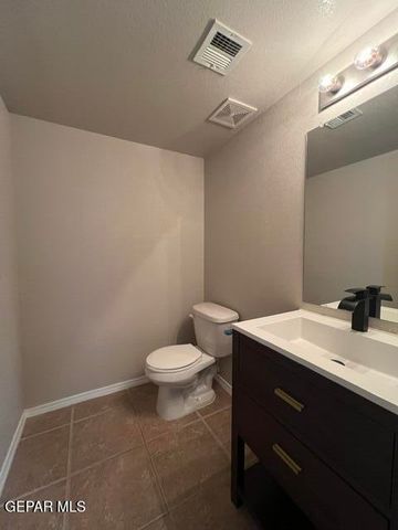 11105 BULLSEYE Street, El Paso, TX 79934