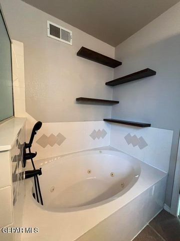 11105 BULLSEYE Street, El Paso, TX 79934