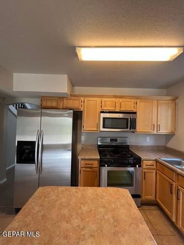 11105 BULLSEYE Street, El Paso, TX 79934