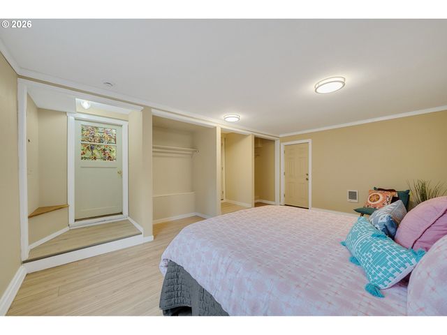 6475 SEATTLE Ave, Bay City, OR 97107