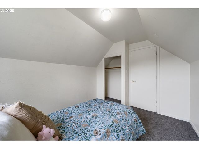 6475 SEATTLE Ave, Bay City, OR 97107