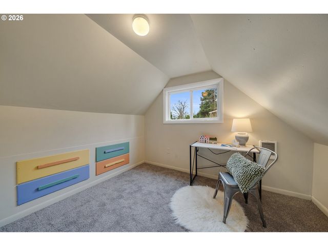 6475 SEATTLE Ave, Bay City, OR 97107