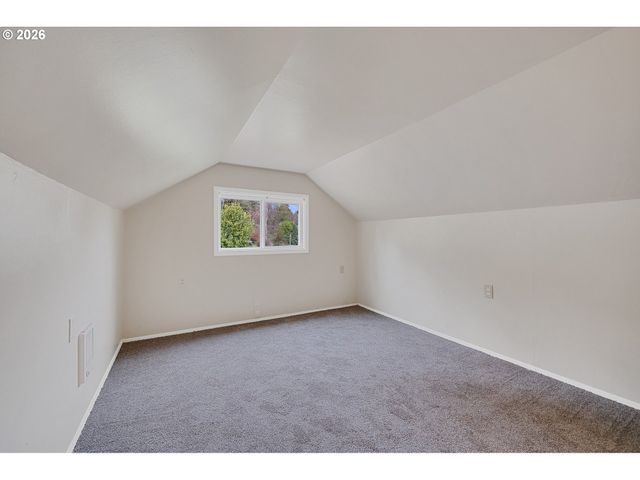 6475 SEATTLE Ave, Bay City, OR 97107