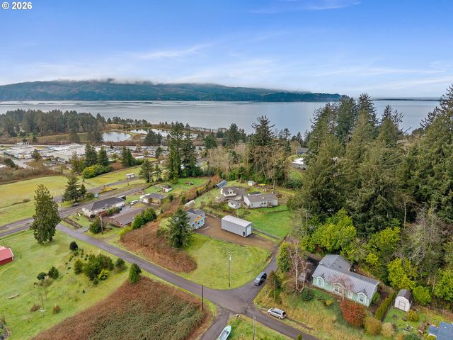 6475 SEATTLE Ave, Bay City, OR 97107