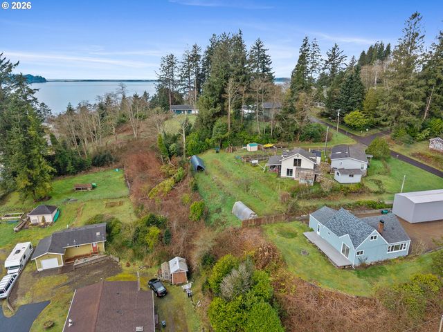 6475 SEATTLE Ave, Bay City, OR 97107