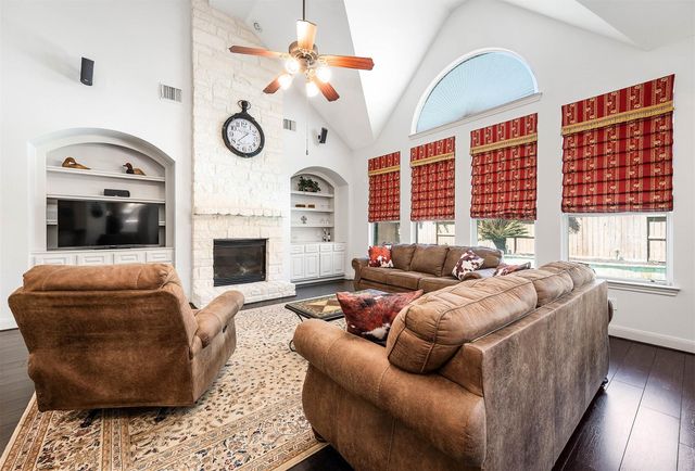 16106 Ormonde Crossing Drive, Cypress, TX 77429