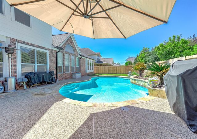 16106 Ormonde Crossing Drive, Cypress, TX 77429