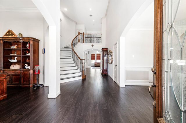 16106 Ormonde Crossing Drive, Cypress, TX 77429