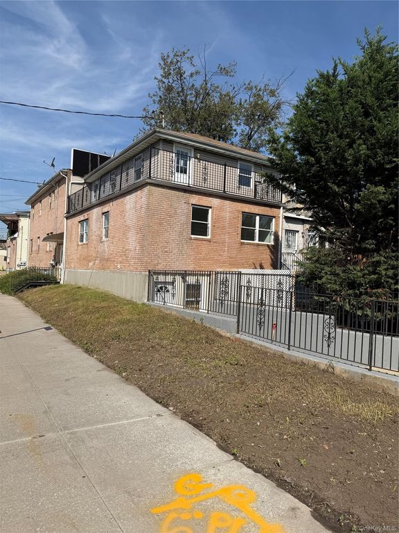 146-38 176th Street, Jamaica, NY 11434 — photo 4
