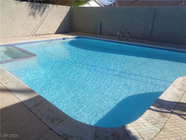 4013 El Camino Avenue, Las Vegas, NV 89102