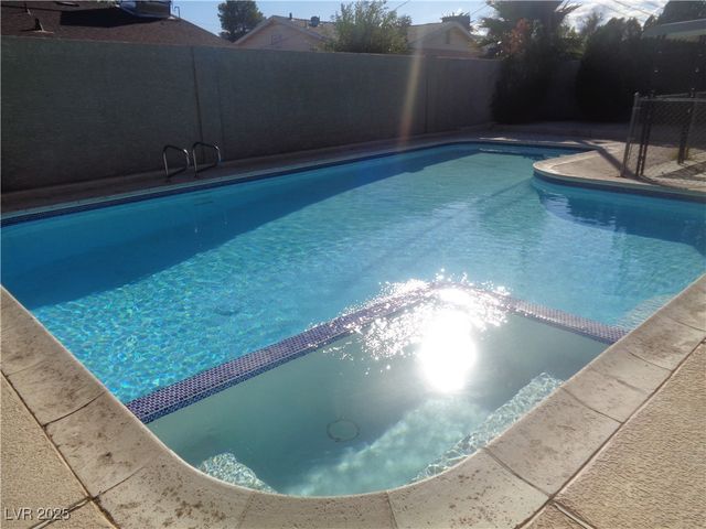 4013 El Camino Avenue, Las Vegas, NV 89102