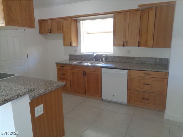 4013 El Camino Avenue, Las Vegas, NV 89102