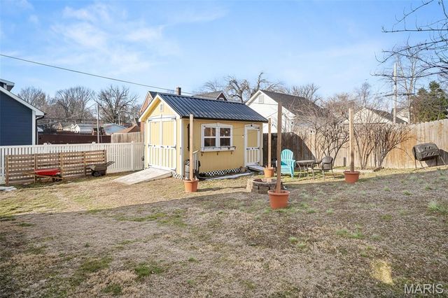 917 N 5th Street, St Charles, MO 63301