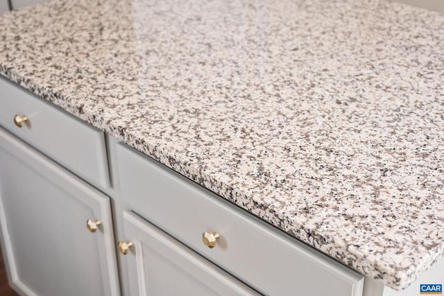 127 PARK DR, Palmyra, VA 22963