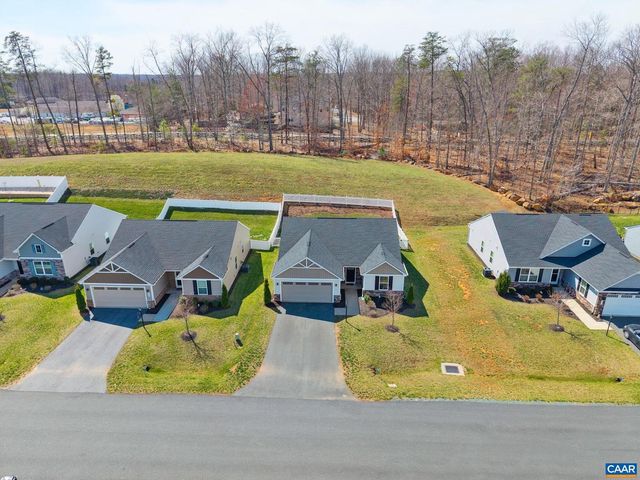 127 PARK DR, Palmyra, VA 22963