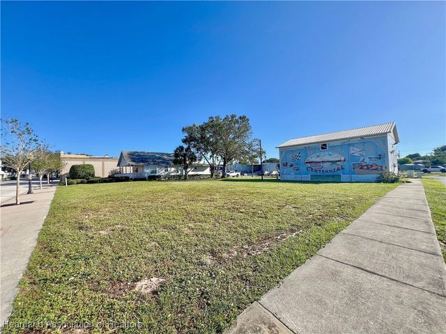 150 S Ridgewood Drive, Sebring, FL 33870