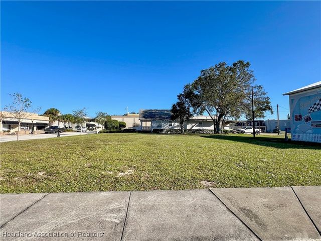 150 S Ridgewood Drive, Sebring, FL 33870