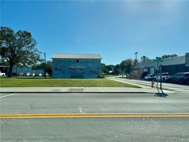 150 S Ridgewood Drive, Sebring, FL 33870