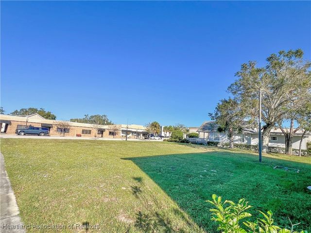 150 S Ridgewood Drive, Sebring, FL 33870