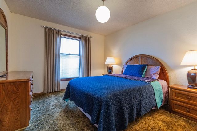 17 Devizis Drive, Bella Vista, AR 72714