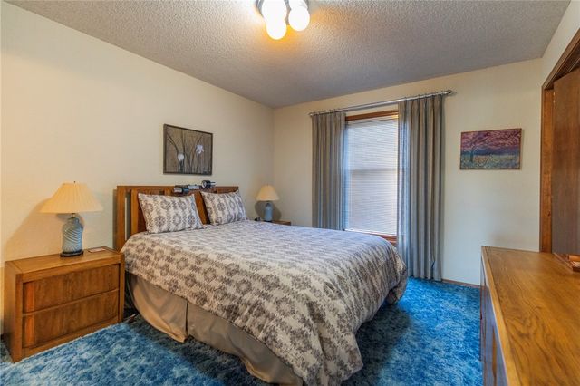 17 Devizis Drive, Bella Vista, AR 72714