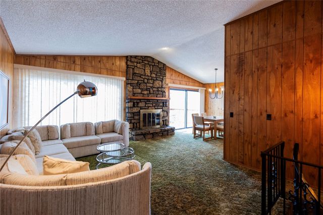 17 Devizis Drive, Bella Vista, AR 72714