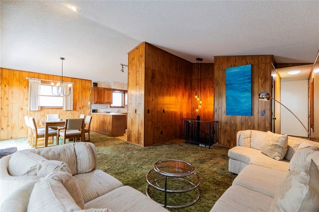 17 Devizis Drive, Bella Vista, AR 72714