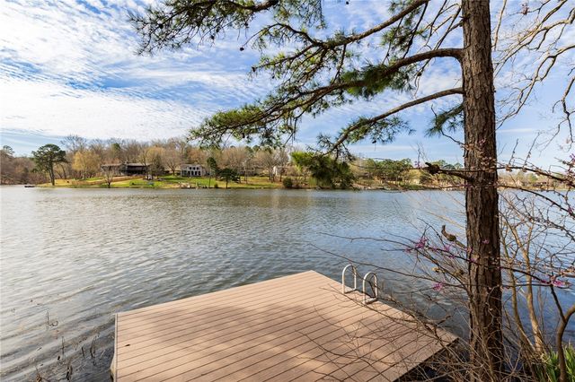17 Devizis Drive, Bella Vista, AR 72714