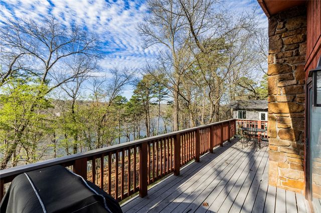 17 Devizis Drive, Bella Vista, AR 72714