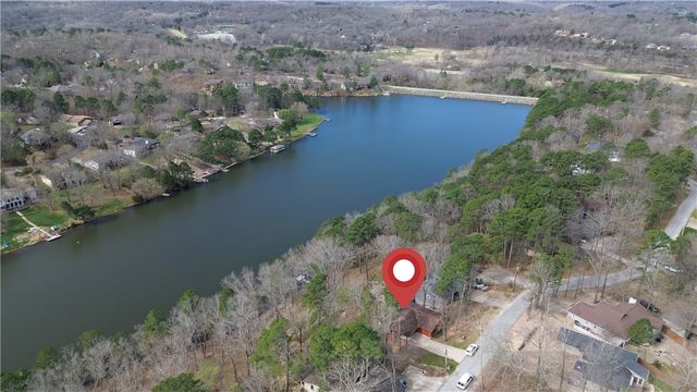 17 Devizis Drive, Bella Vista, AR 72714