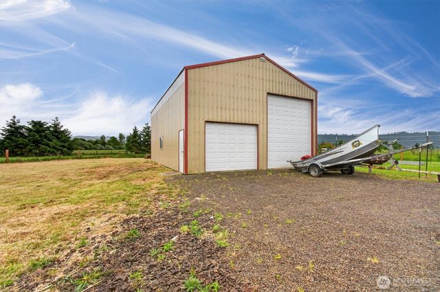 95 W Birnie Slough Road, Cathlamet, WA 98612