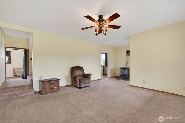 95 W Birnie Slough Road, Cathlamet, WA 98612