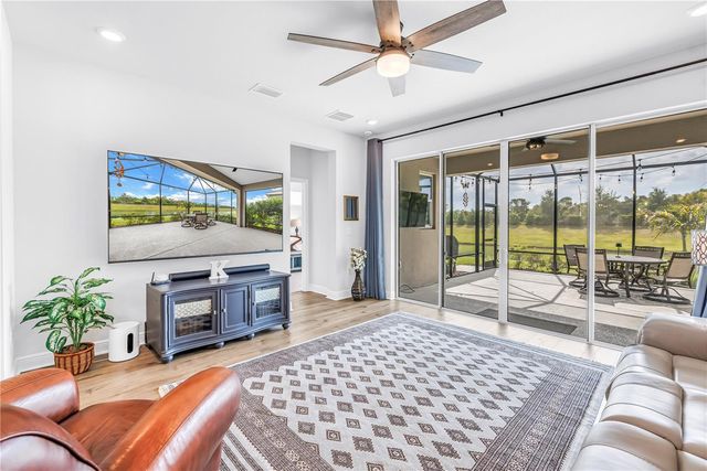 8217 TRIMBELLE, Parrish, FL 34219