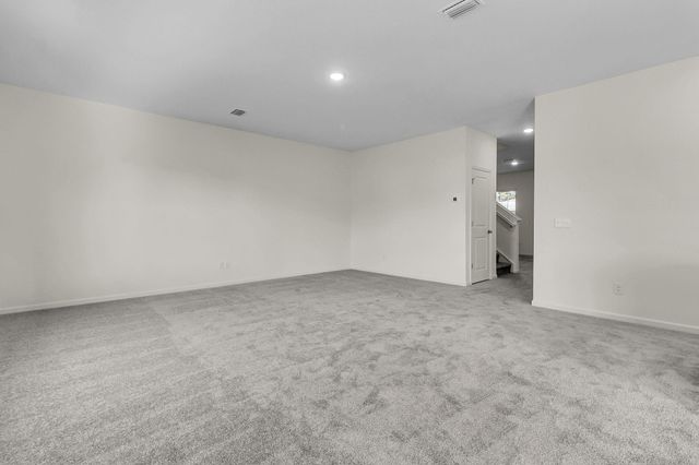 320 Sieders ST, Taylor, TX 76574