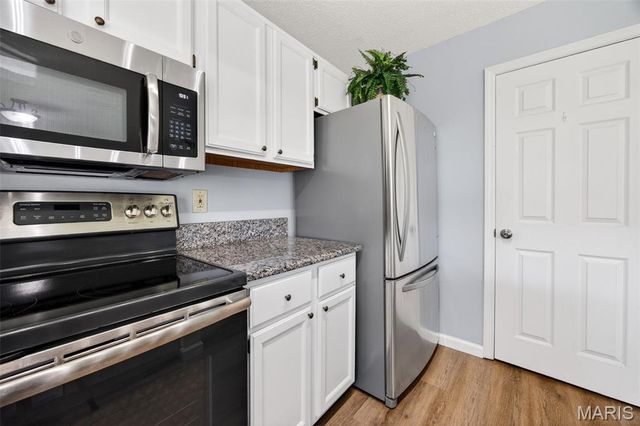 208 Kipling Way, Weldon Spring, MO 63304