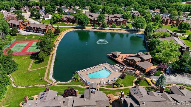 208 Kipling Way, Weldon Spring, MO 63304