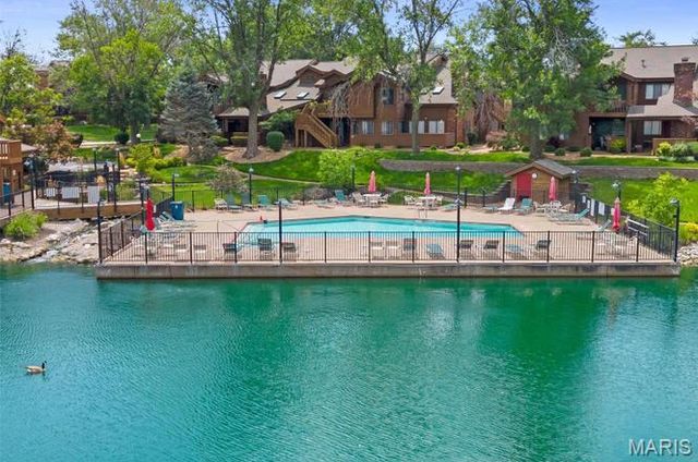 208 Kipling Way, Weldon Spring, MO 63304