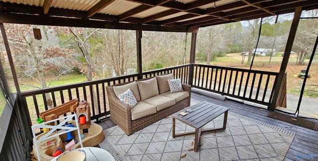 417 Mcfoilton Lane, Scottsboro, AL 35768