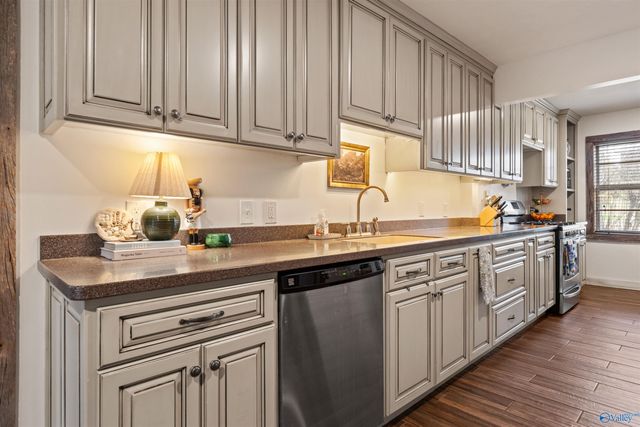 417 Mcfoilton Lane, Scottsboro, AL 35768