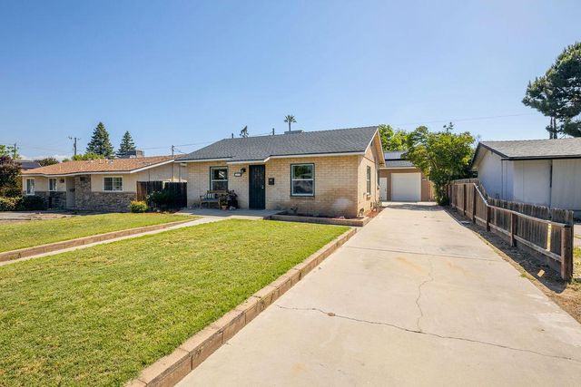 335 Oxford Avenue, Clovis, CA 93612