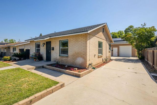 335 Oxford Avenue, Clovis, CA 93612