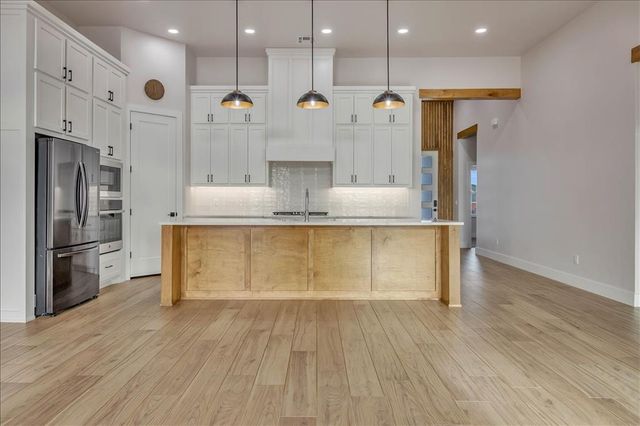 15101 Jasper Court, Edmond, OK 73013