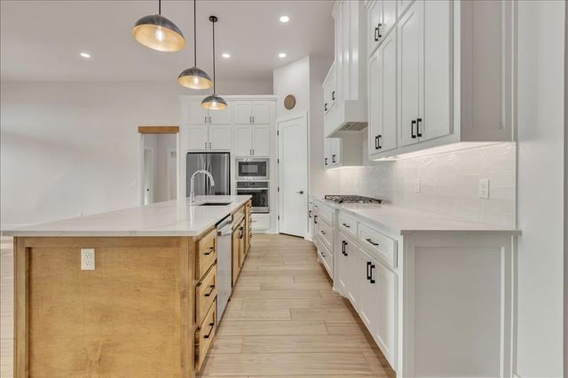 15101 Jasper Court, Edmond, OK 73013