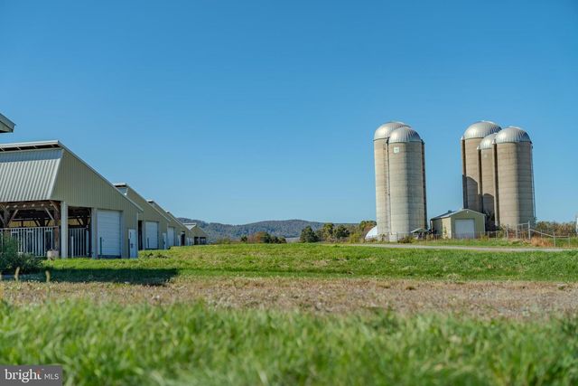 55 MARGROW RD, Tunkhannock, PA 18657