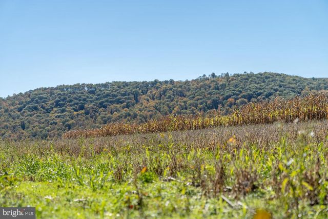 55 MARGROW RD, Tunkhannock, PA 18657