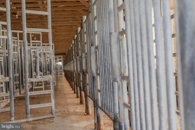 55 MARGROW RD, Tunkhannock, PA 18657