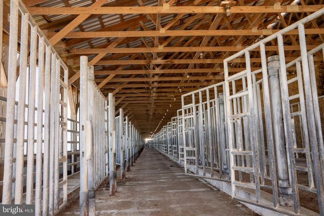 55 MARGROW RD, Tunkhannock, PA 18657