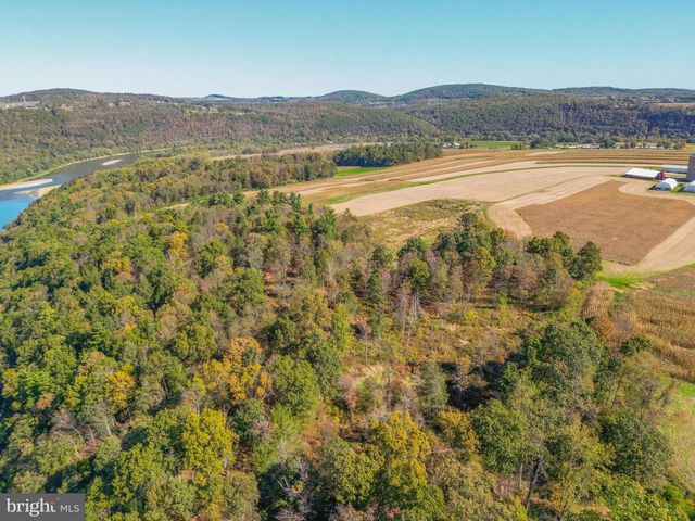 55 MARGROW RD, Tunkhannock, PA 18657