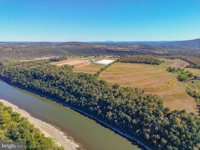 55 MARGROW RD, Tunkhannock, PA 18657