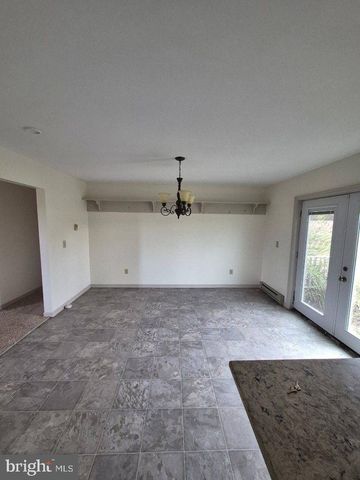 55 MARGROW RD, Tunkhannock, PA 18657